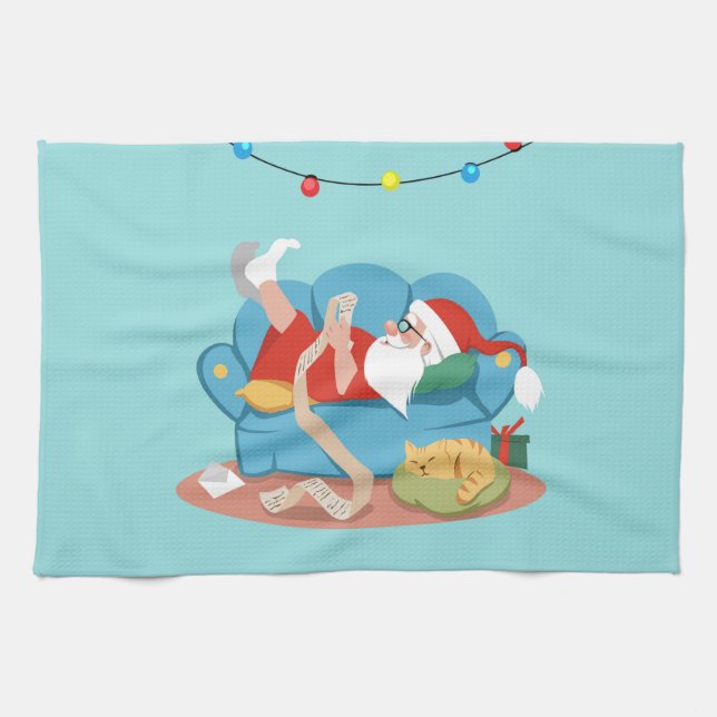 Der Weihnachtsmann auf dem Sofa im Schlafanzug Geschirrtuch (Horizontal)