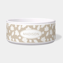 Der weiße Herbst hinterlässt Muster auf Beige & Pe Napf