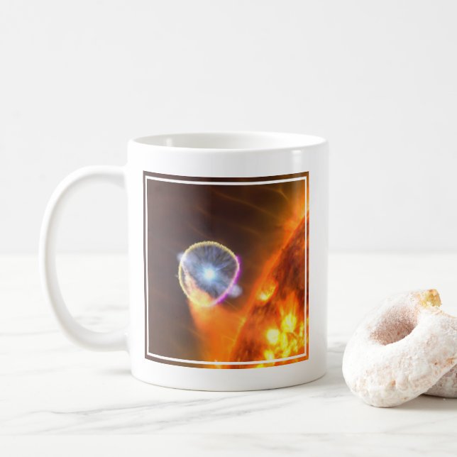 Der weiße Zwergstern in V407 Cygni Kaffeetasse (Mit Donut)