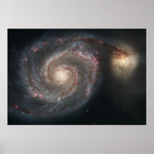Der Whirlpool Galaxy M51 & Companion im Weltraum Poster