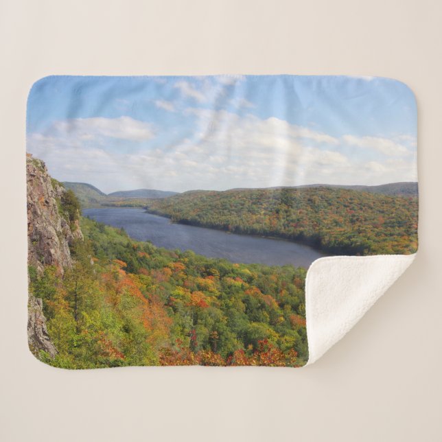 Der Wolkensee Sherpa Blanket Sherpadecke (Vorderseite (Horizontal))