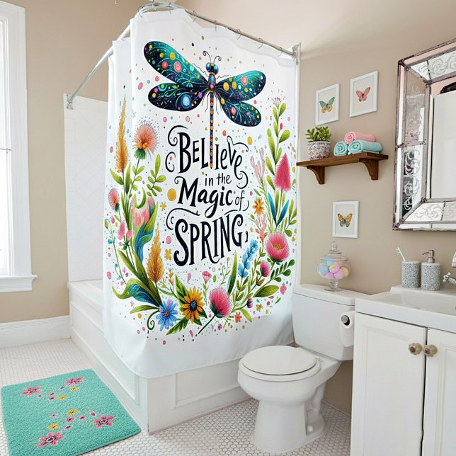 Der Zauber der Blumen des Frühlings Duschvorhang (Von Creator hochgeladen)