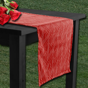 Derby Day Party Ivory Pattern Red Kurzer Tischläufer