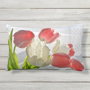 Des im Freienrote weiße Tulpe-Blume Patiokissens Lendenkissen