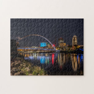 Des Moines Skyline nachts Puzzle