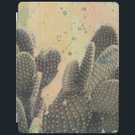 Desert Cactus | Grüner Spritzer iPad Hülle<br><div class="desc">Desert Cactus | Green Spritzer Artist: Naomi McCavitt</div>