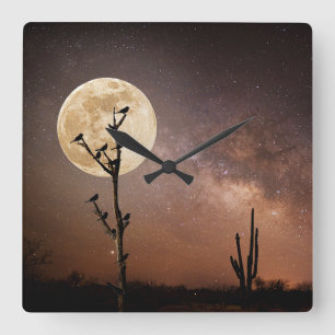 Deserts   Saguaro Cactus With Birds in Desert Quadratische Wanduhr