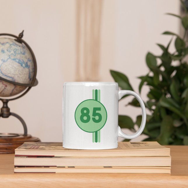 Design 85 grün auf Pfefferminzgrün mit Streifen Kaffeetasse (Von Creator hochgeladen)