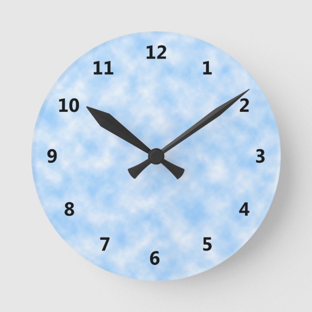 Design der Blau- und Weißwolken Runde Wanduhr (Vorderseite)