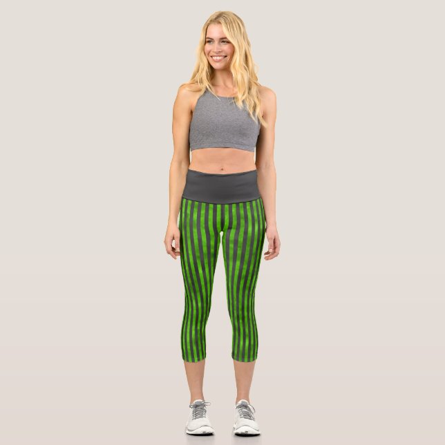 Design der Grünhäute und Sonnenblumen 11 Capri Leggings (Vorderseite)
