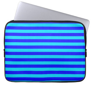 Design der hellblauen und dunkelblauen Streifen Laptopschutzhülle