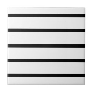 Design der weißen und schwarzen Streifen Fliese