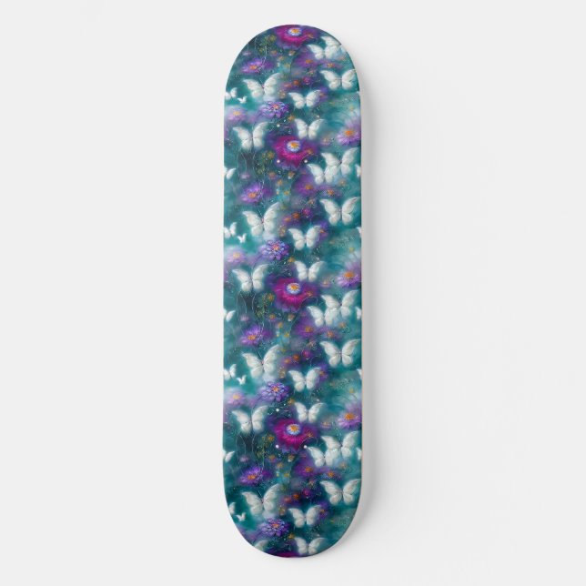 Design einer mystischen Schmetterlingsreihe 9 Skateboard (Vorderseite)