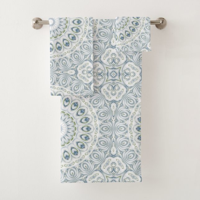 Design von Serene Blue und Green Mandala Badhandtuch Set (Insitu)