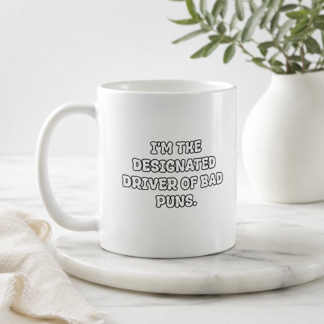 Designierter Fahrer schlechter Wortwitz-Typografie Kaffeetasse (Von Creator hochgeladen)
