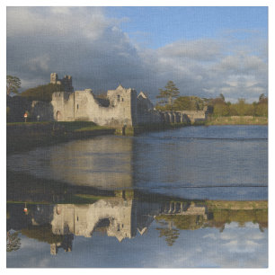 Desmond Schloss in Adare Irland Stoff