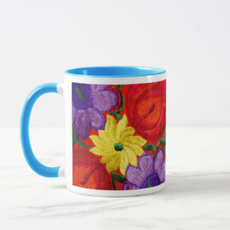 Detail der traditionellen Stickerei Blumentextilie Tasse
