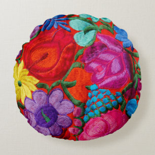 Detail traditioneller Stickerei Blumenstoff Rundes Kissen