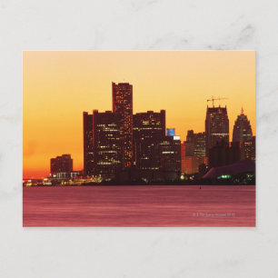 Detroit Skyline bei farbenfrohen Sonnenuntergang Postkarte