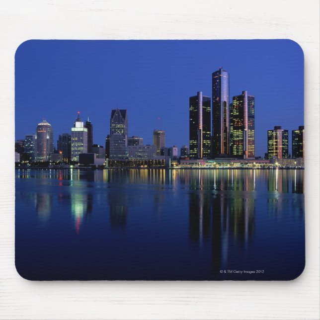 Detroit Skyline in der Nacht Mousepad (Vorne)