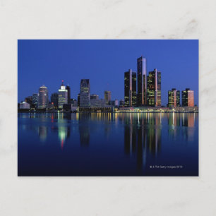 Detroit Skyline in der Nacht Postkarte