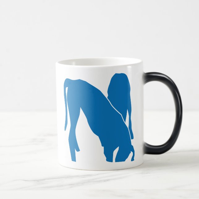 Deutsch: Hund Verwandlungstasse (Rechts)