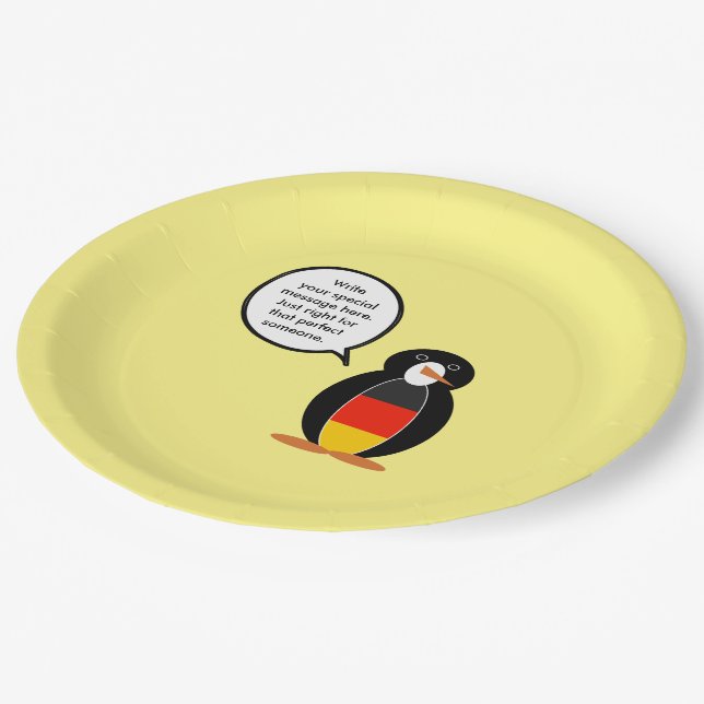 Deutsche Flagge Vortrag von Frau Penguin Personali Pappteller (Schrägansicht)