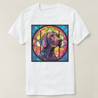 Deutsche Kurzzeitkunde über festgehaltenes Glas T-Shirt