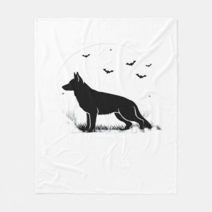 Deutscher Schäferhund � Halloween-Mond-Silhouette  Fleecedecke