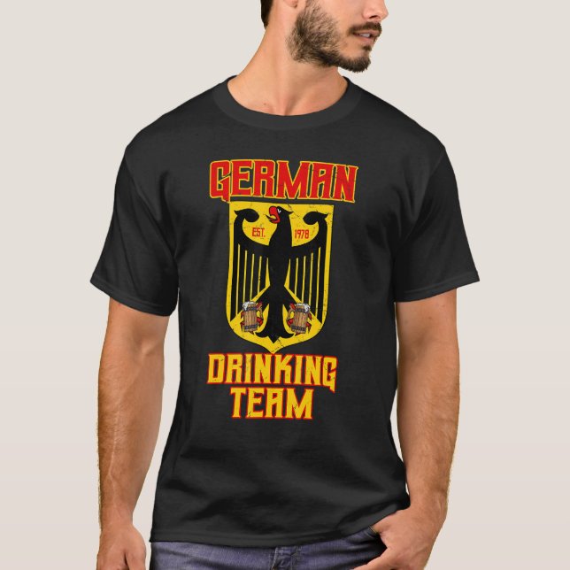 Deutsches Getränketeam Deutschland Tasse für Adler T-Shirt (Vorderseite)