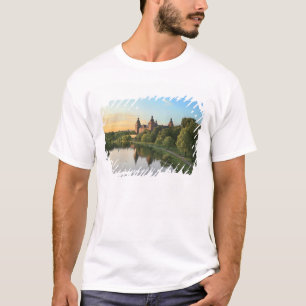 Deutschland, Aschaffenburg, Schloss (Schloss) T-Shirt