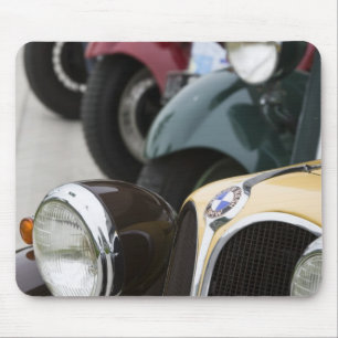 Deutschland, Bayern-Bayern, München. BMW Welt Aut Mousepad