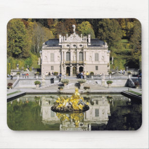 Deutschland, Bayern, Schloss Linderhof. Linderhof Mousepad