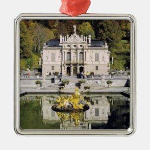 Deutschland, Bayern, Schloss Linderhof. Linderhof Ornament Aus Metall