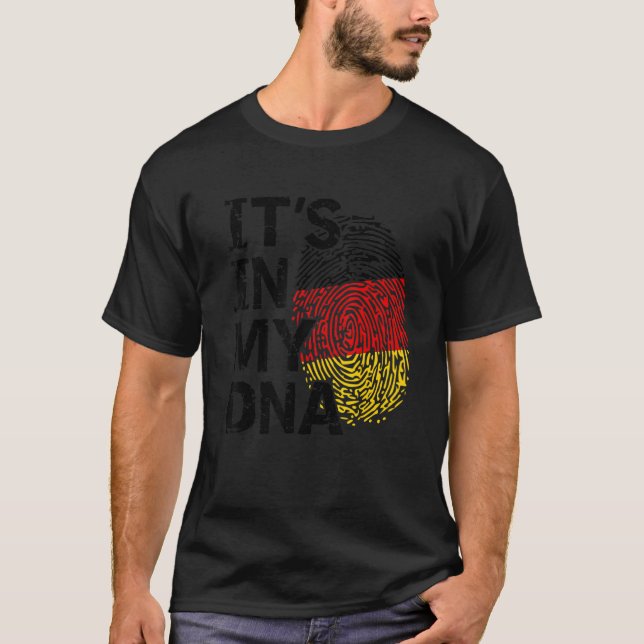 Deutschland-Flagge Es ist in meinem DNS deutschen  T-Shirt (Vorderseite)