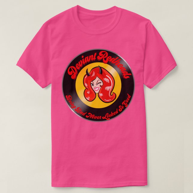 Deviant Redheads Retro Girl Gang Abzeichen T-Shirt (Design vorne)