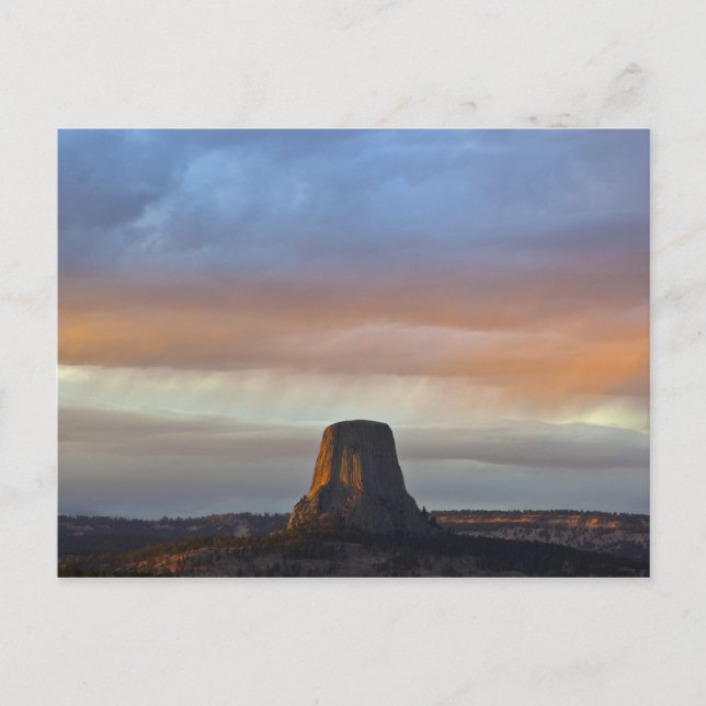 Devils Tower National Monument, Sturm bei Sonnenun Postkarte (Vorderseite)