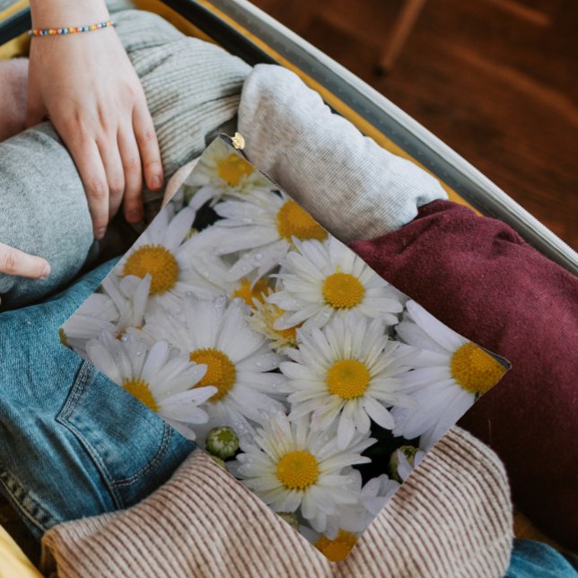 Dew-Kissed Daisies Floral Zubehörtasche (In Situ)