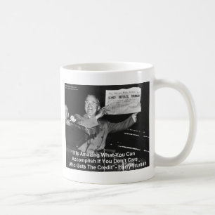 Dewey schlägt Truman Lustige Geschenke T-Shirts Kn Tasse
