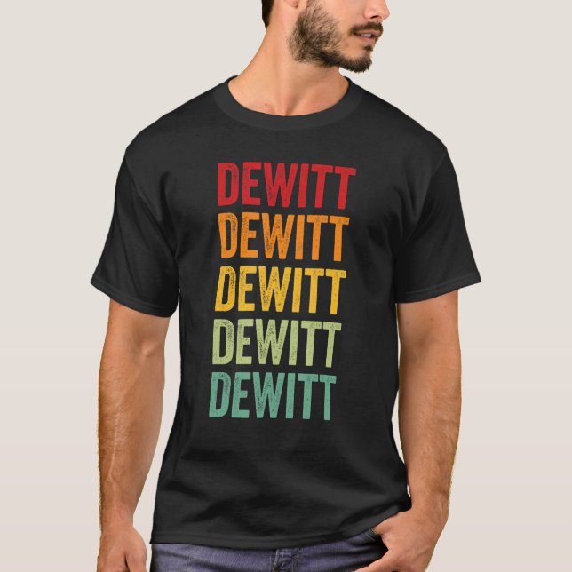 DeWitt Landkreis Texas Rainbow Text Design T-Shirt (Vorderseite)