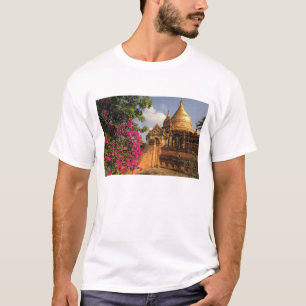 Dhamma Yazaka Pagode in Bagan, Myanmar T-Shirt