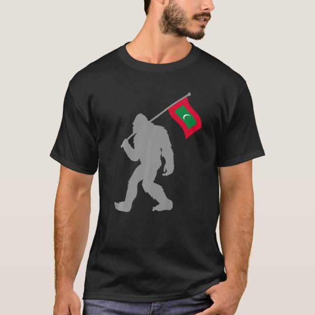 Dhivehi Raajje oder maledivische Flagge auf der Ma T-Shirt (Vorderseite)