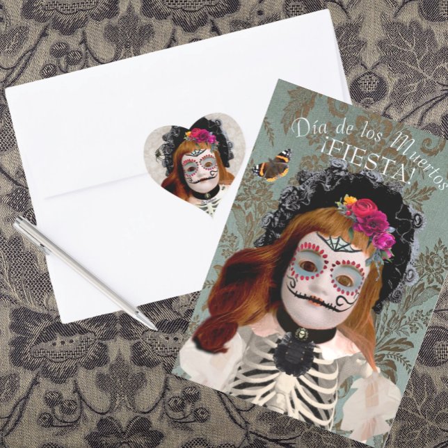 Día de los Muertos feiert Einladung (Our matching 'La Catrina' heart stickers are perfect for sealing your invitations.)