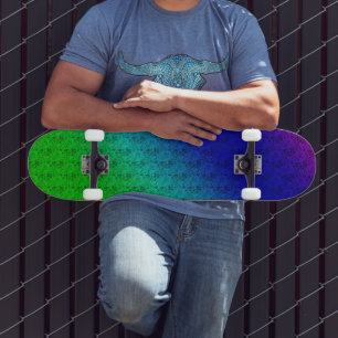 Diag Regenbogenverlauf Blumenmuster Blau Grün Skateboard