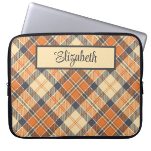 Diagonal Kariert - orange, schwarz Pfirsichfarben Laptopschutzhülle