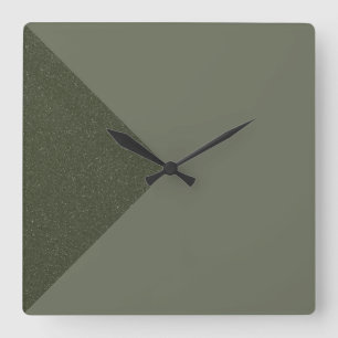 Diagonal Moss Green Wall Uhr