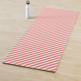 Diagonal pattern of pink and white stripes yogamatte