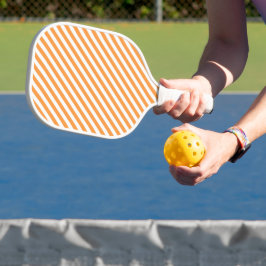 Diagonale orange und weiße Streifenmuster Pickleball Schläger
