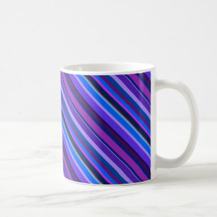 Diagonale Streifen in blau und lila Tasse