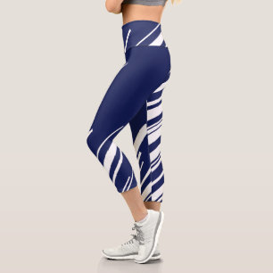 Diagonalen - Blau und Weiß Capri Leggings
